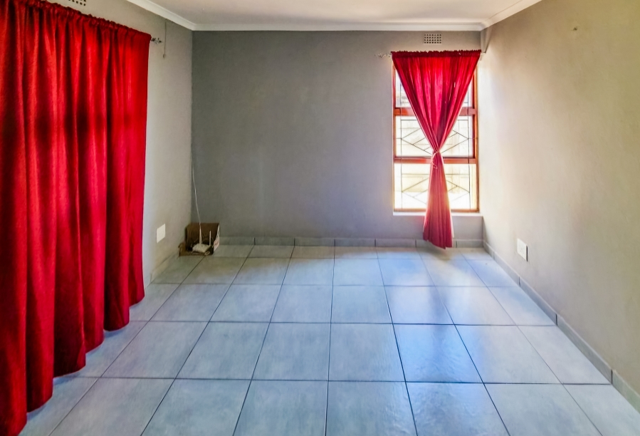 3 Bedroom Property for Sale in Belhar Western Cape